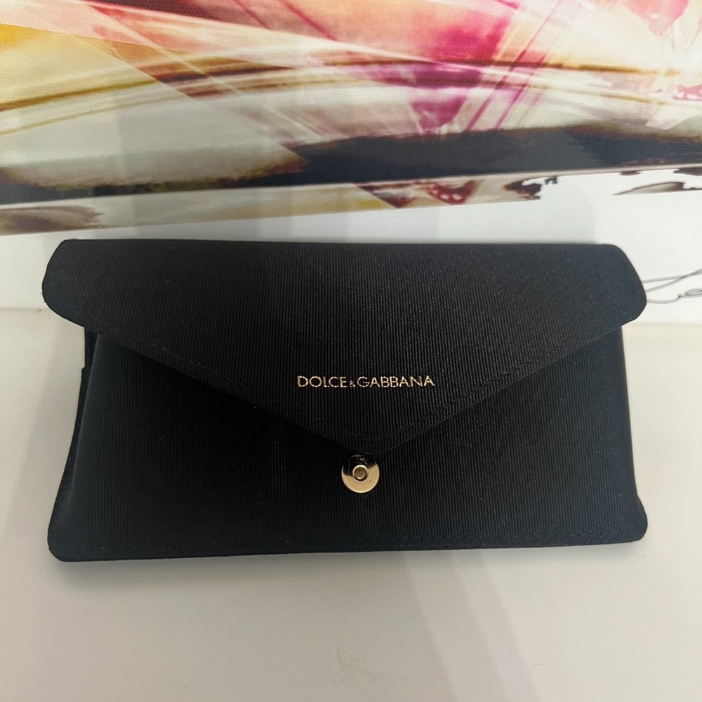 Dolce and Gabbana Authentic New rose gold sunglasses. - Picture 15 of 15
